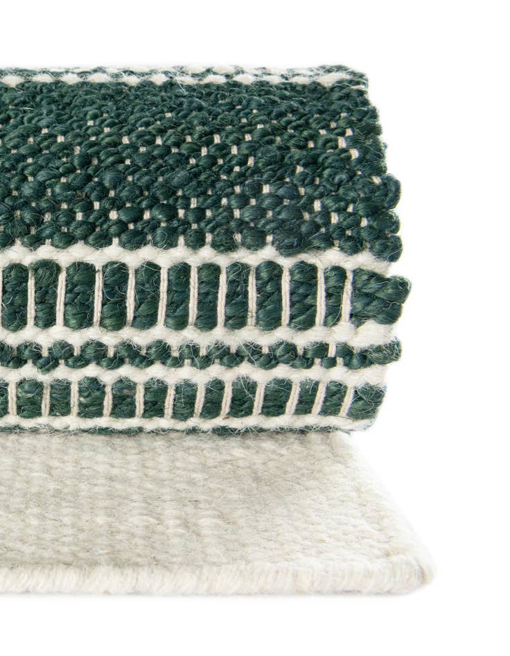 Detail image of 10' x 10'  Hand Woven Lariat Square Rug