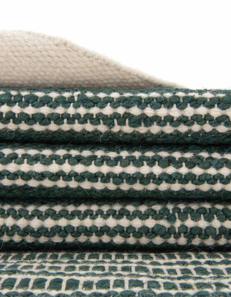 Detail image of 10' x 10'  Hand Woven Lariat Square Rug