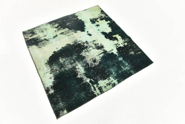 Detail image of 3' 9 x 3' 10 Hand Knotted Ultra Vintage Persian Wool Square Rug