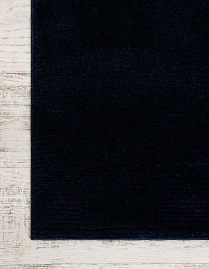 2' 7 x 12' Textura Designer Runner Rug
