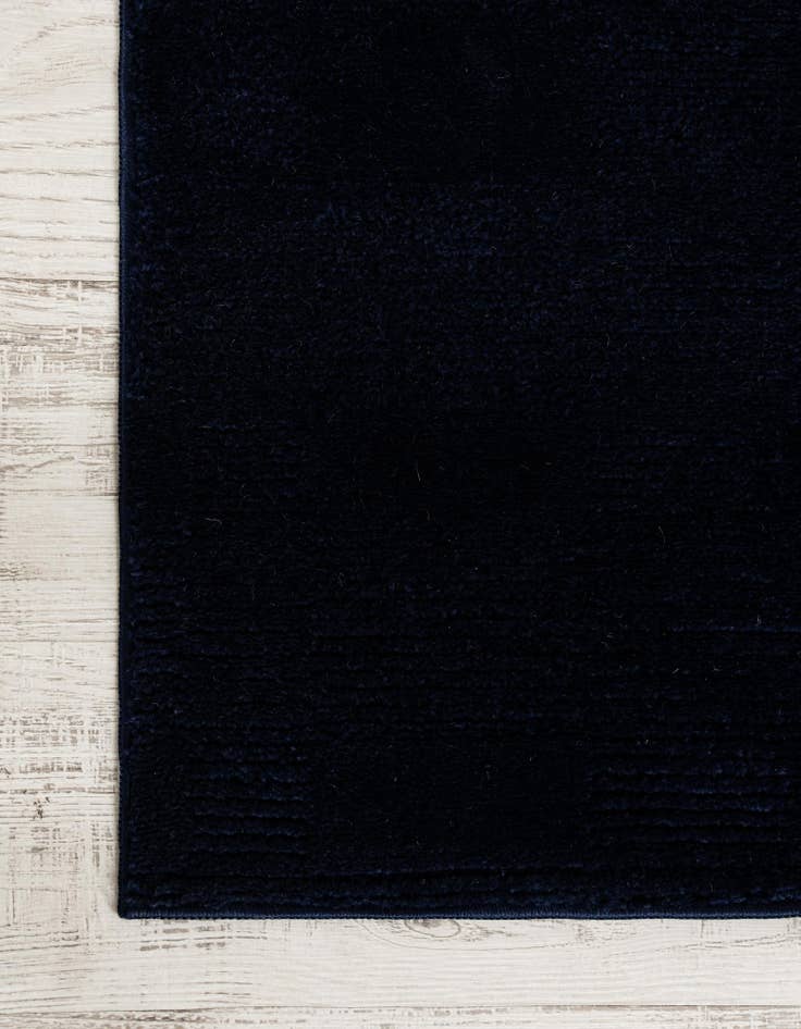 Detail image of 2' 7 x 12' Textura Designer Runner Rug