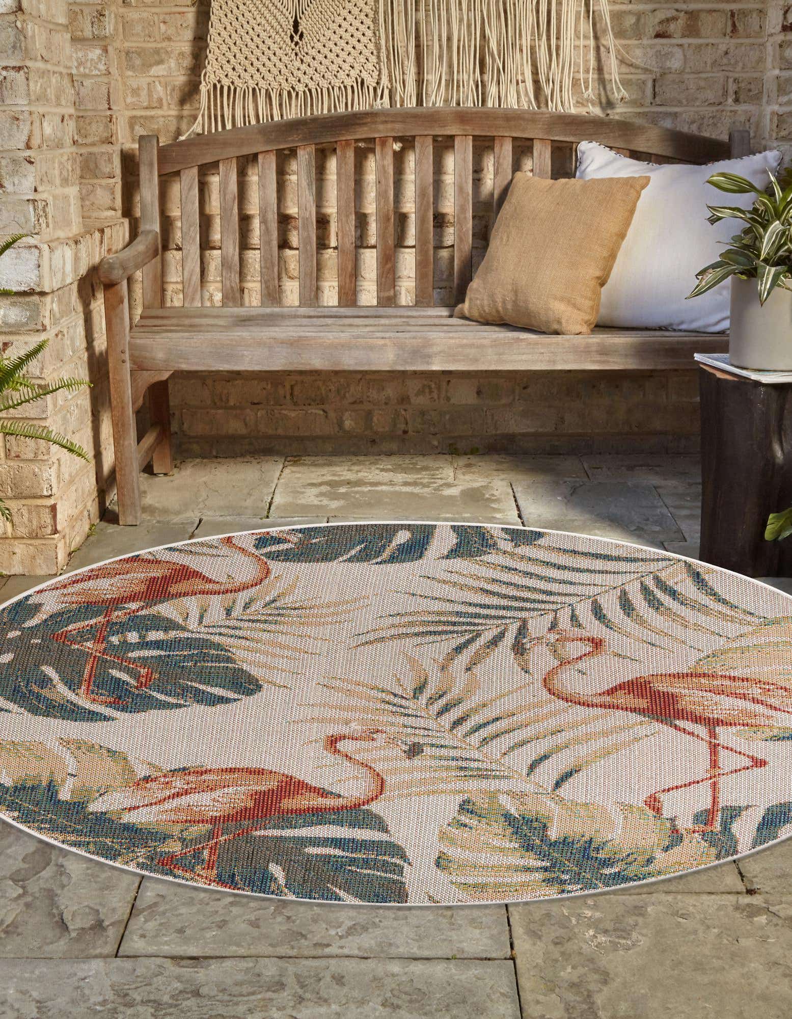 Ivory 3' 3 x 3' 3 Baja Outdoor Round Indoor / Outdoor Rug