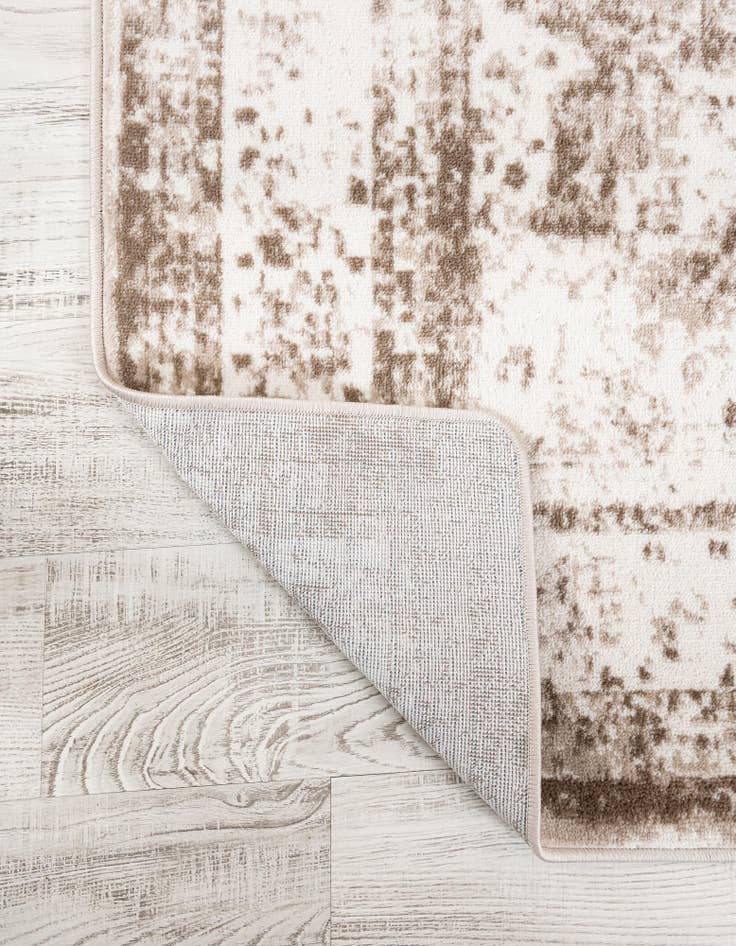 Detail image of 7' x 10' Monaco Rug