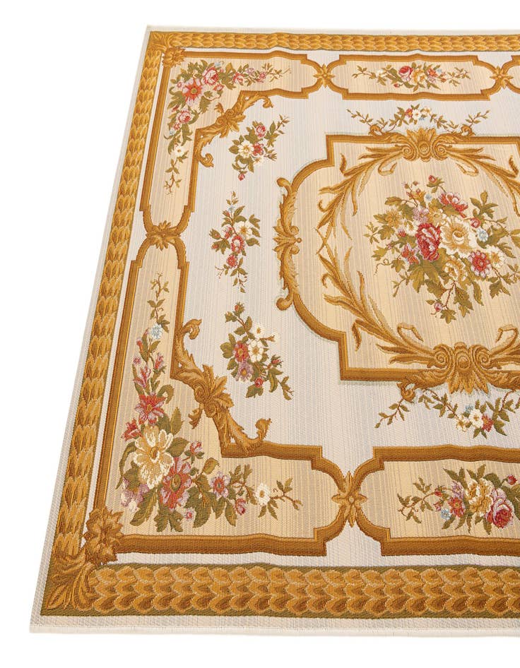 Detail image of 5' 2 x 7' 7  Washable Traditional Indoor / Outdoor Rug