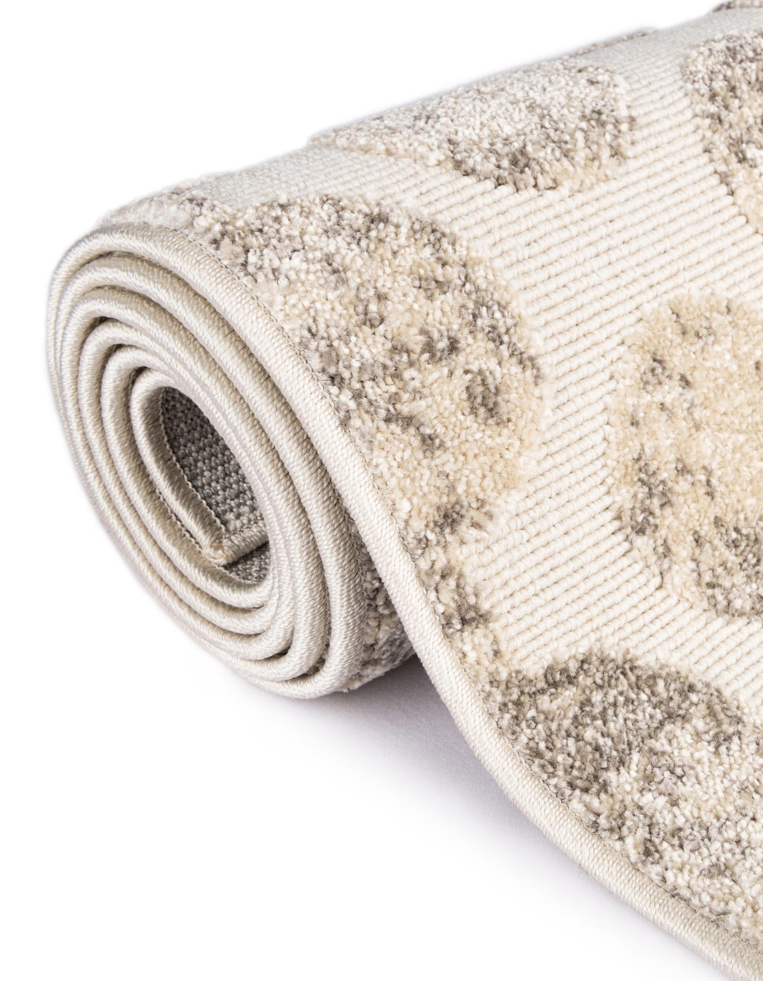 10' x 10' Easy-Clean Sabrina Soto Indoor / Outdoor Round Rug