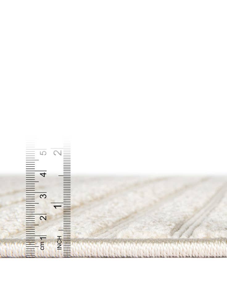 Detail image of 7' 10 x 7' 10 Easy-Clean Sabrina Soto Indoor / Outdoor Round Rug