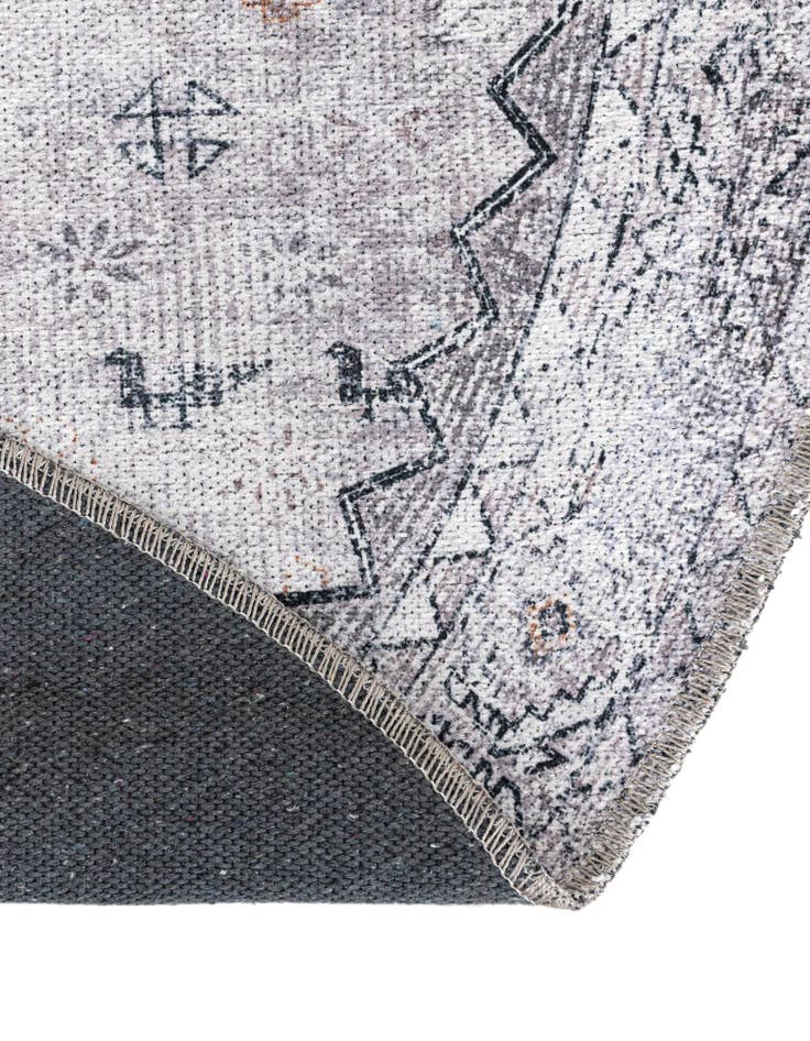 Detail image of 4' x 4' Yara Round Rug