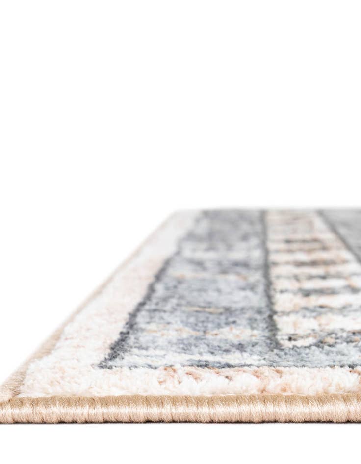 Detail image of 2' 2 x 7' 10 Medina Runner Rug