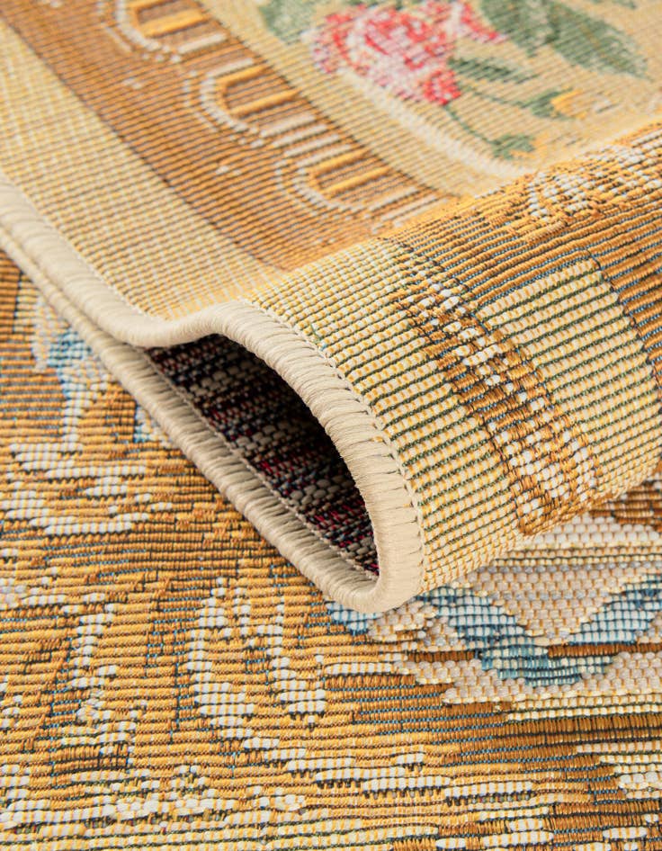 Detail image of 2' x 5'  Washable Traditional Indoor / Outdoor Runner Rug