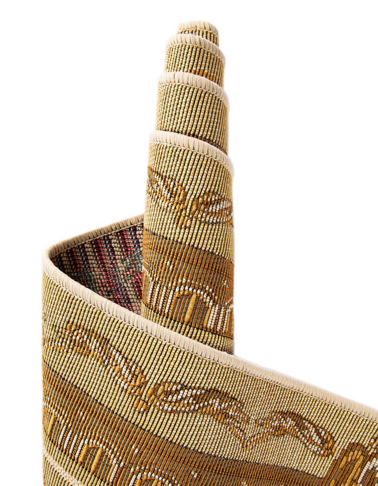 Detail image of 2' 7 x 12'  Washable Traditional Indoor / Outdoor Runner Rug