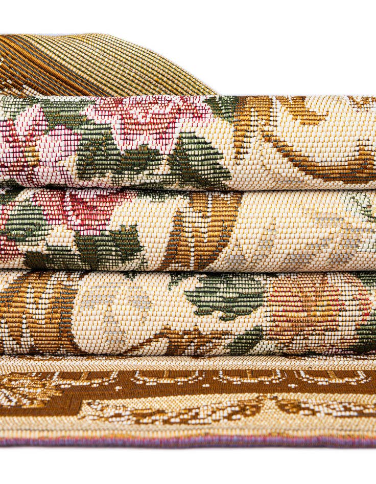 Detail image of 2' 7 x 12'  Washable Traditional Indoor / Outdoor Runner Rug