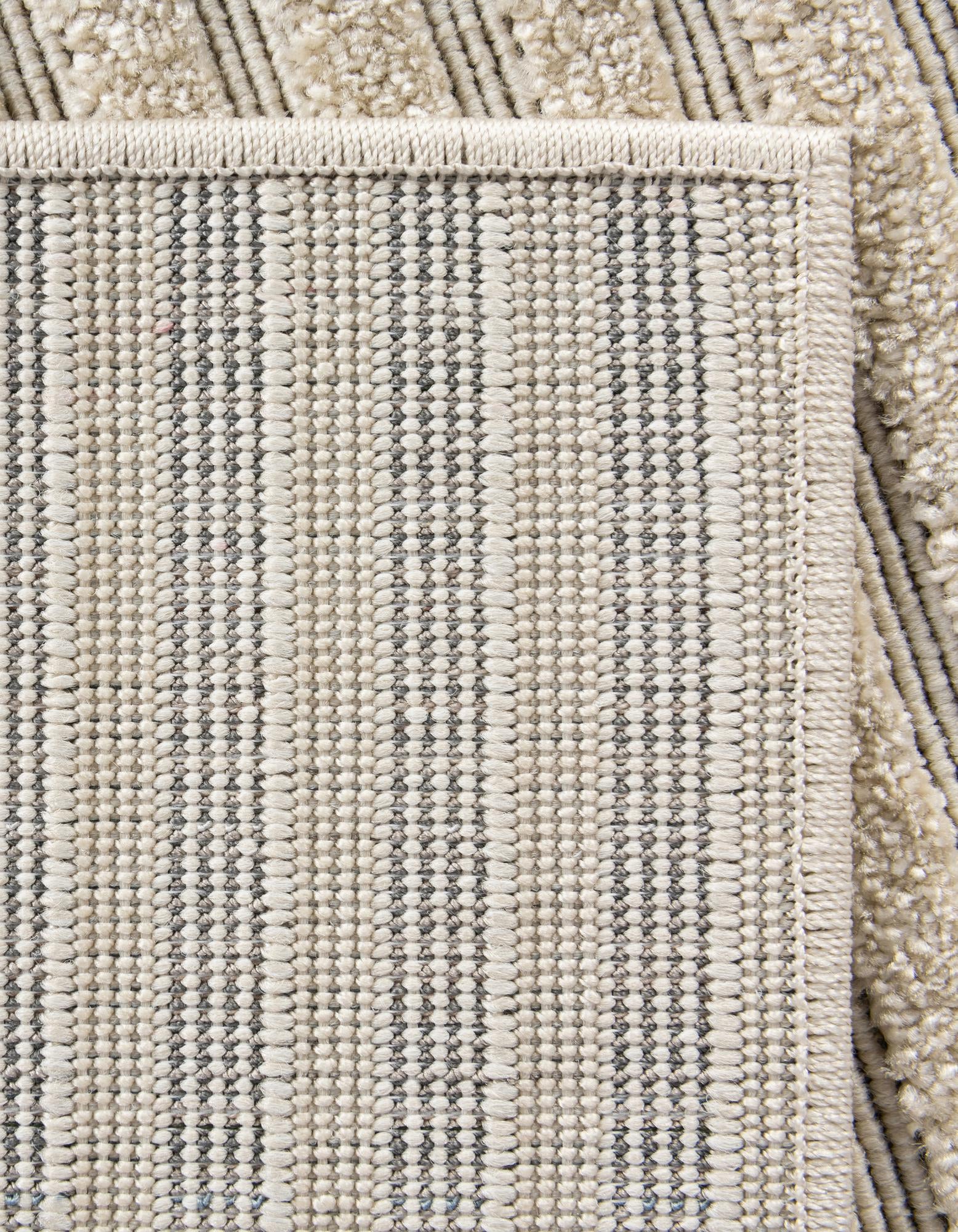 2' x 6' Easy-Clean Sabrina Soto Indoor / Outdoor Runner Rug
