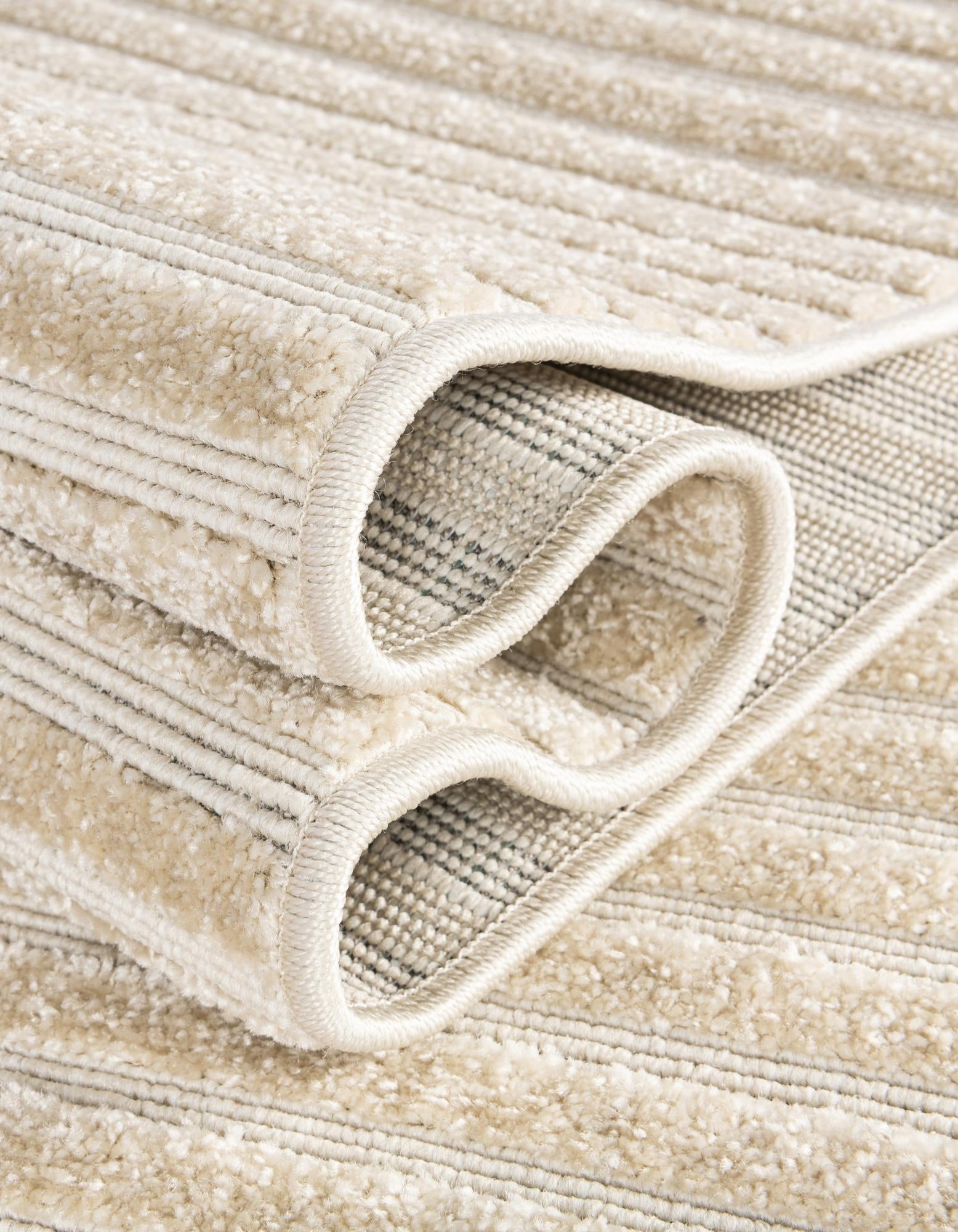 2' x 6' Easy-Clean Sabrina Soto Indoor / Outdoor Runner Rug