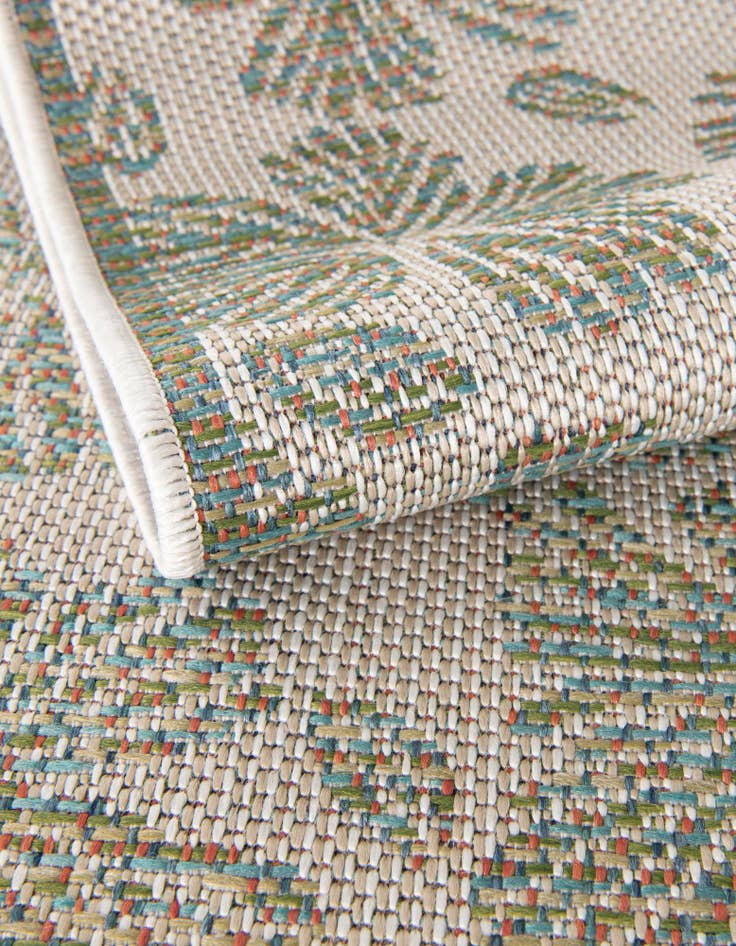 Detail image of 10' x 10' Easy-Clean Baja Indoor / Outdoor Square Rug