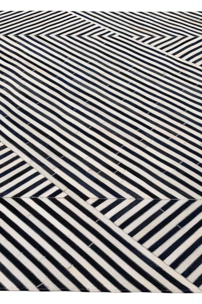 7' 11 x 10' 11 Cowhide - Patchwork Rug