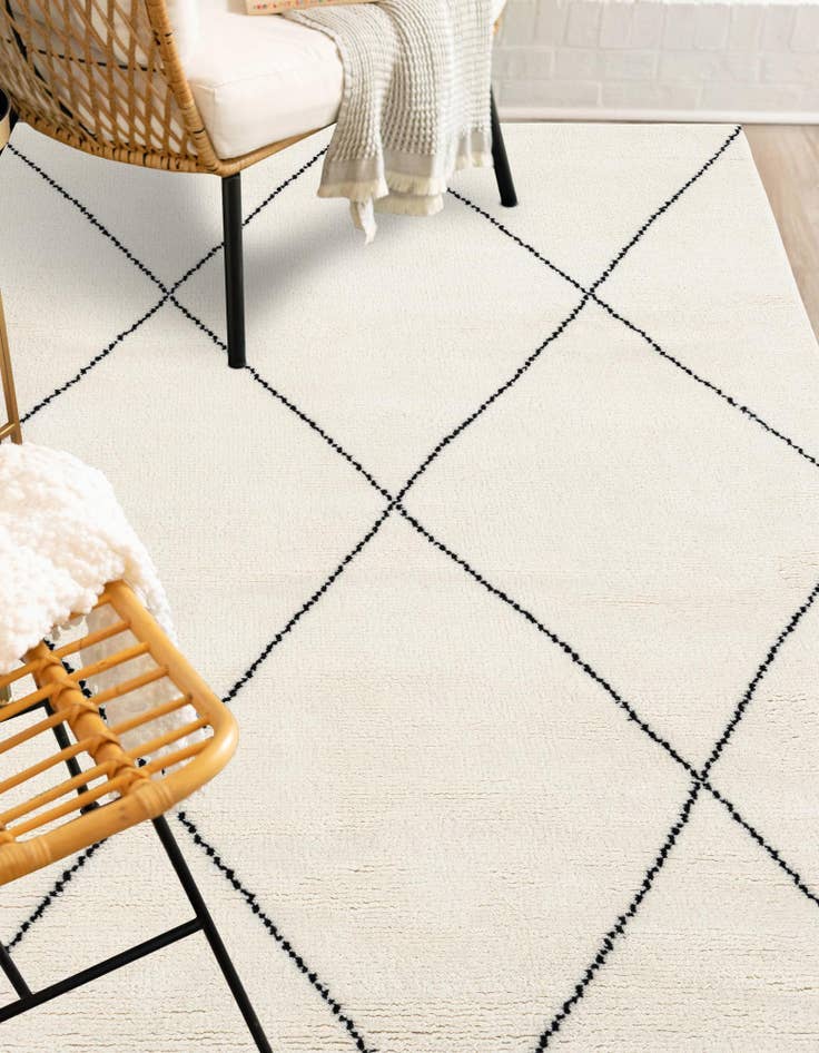 Detail image of 5' 1 x 8'  Hand Knotted Safiya Moroccan Wool Rug