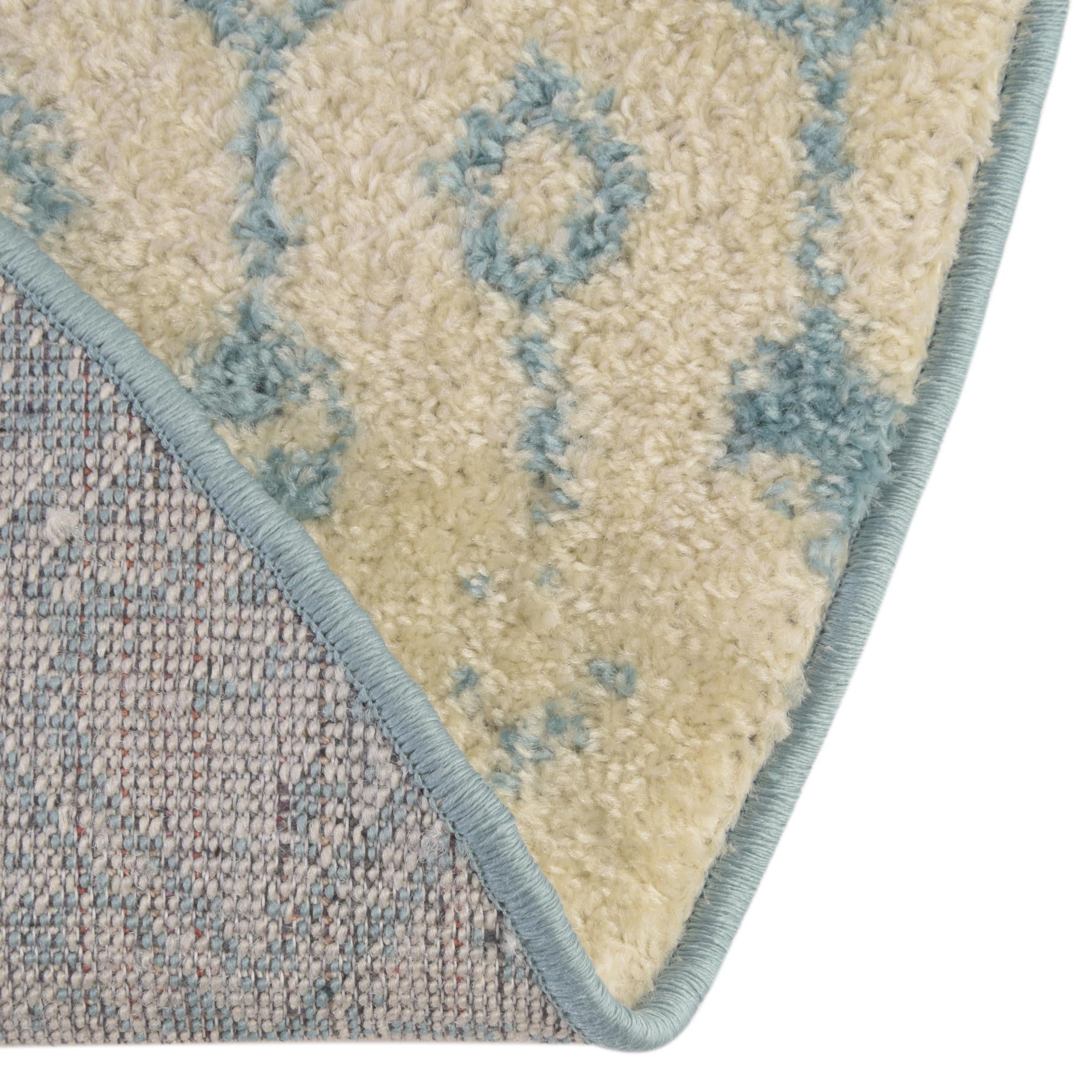4' x 6' Moroccan Trellis Oval Rug