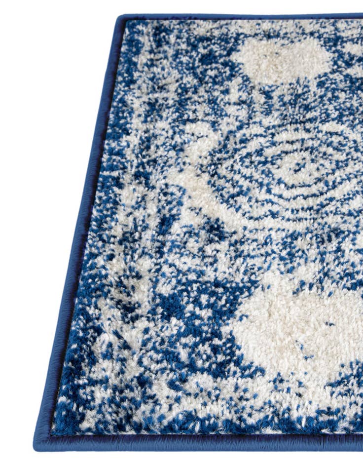 Detail image of 6' x 9' Dover Rug