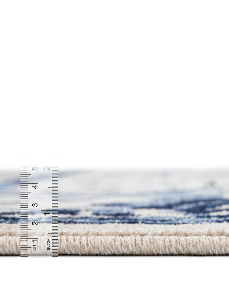 Detail image of 7' 10 x 10' Miranda Rug