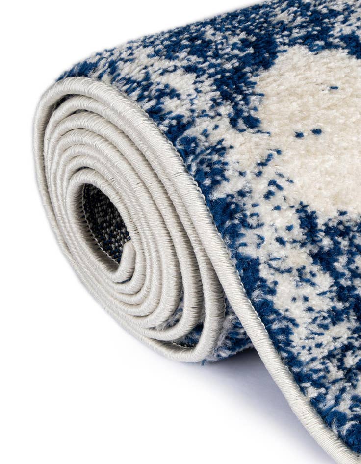 Detail image of 3' x 3' Bexley Round Rug