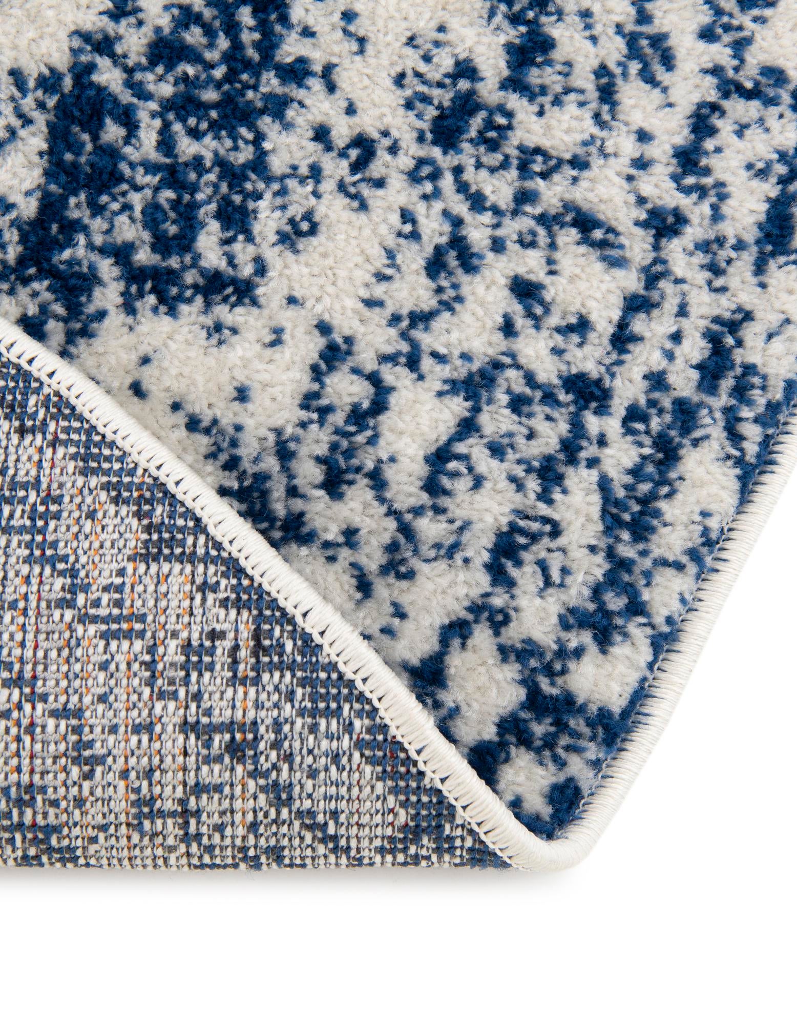 5' 3 x 5' 3 Dover Round Rug