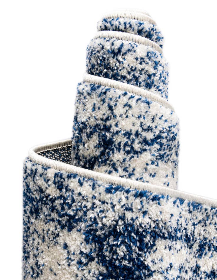 Detail image of 2' x 7' Bexley Runner Rug