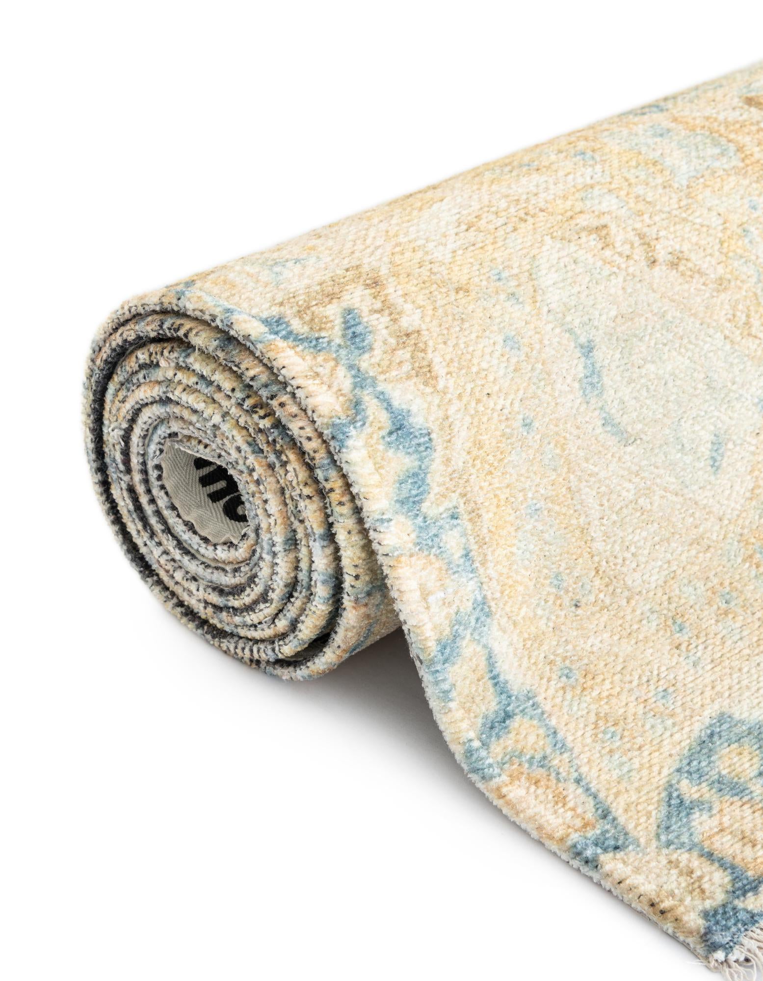2' x 8' Boutique Runner Rug