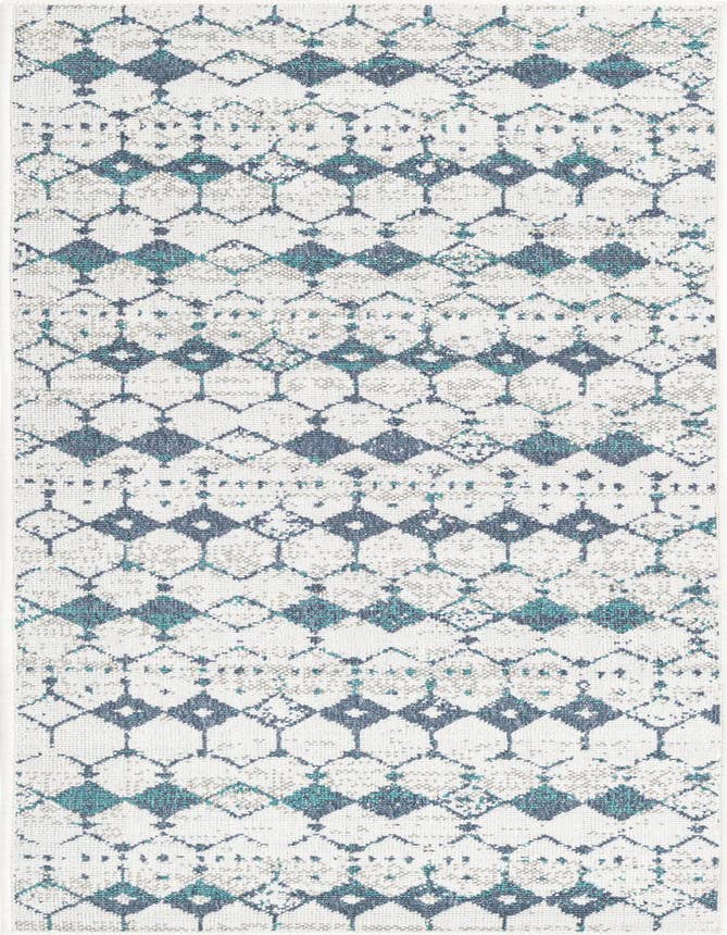 Detail image of 2' x 6' Easy-Clean Lattice Indoor / Outdoor Runner Rug