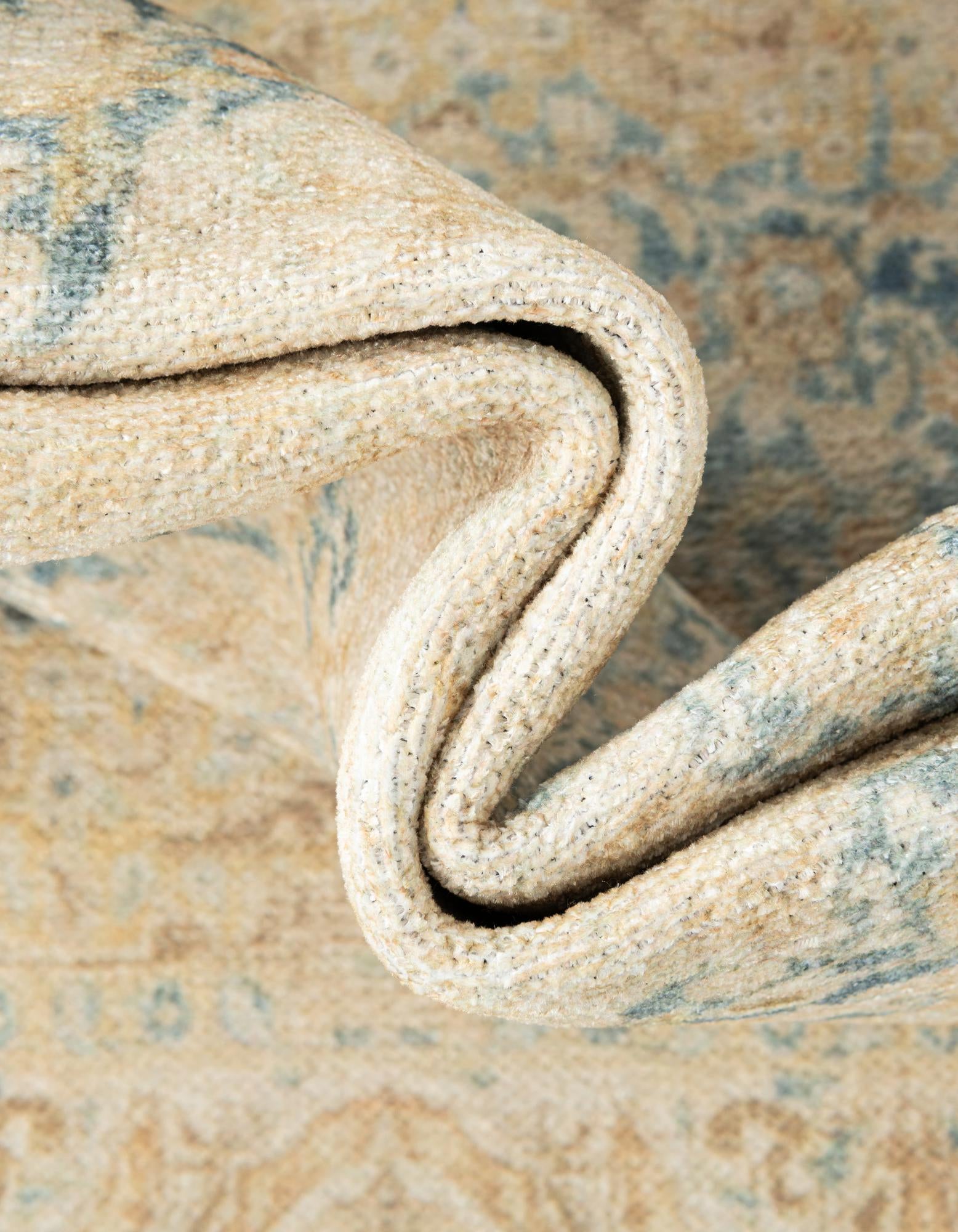 5' 1 x 5' 1 Boutique Square Rug