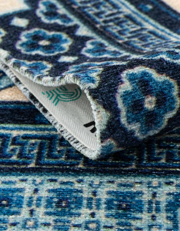 Detail image of 5' 1 x 5' 1 Boutique Square Rug