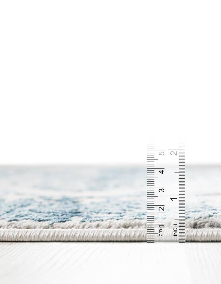 Detail image of 7' 10 x 7' 10 Finsbury Square Rug