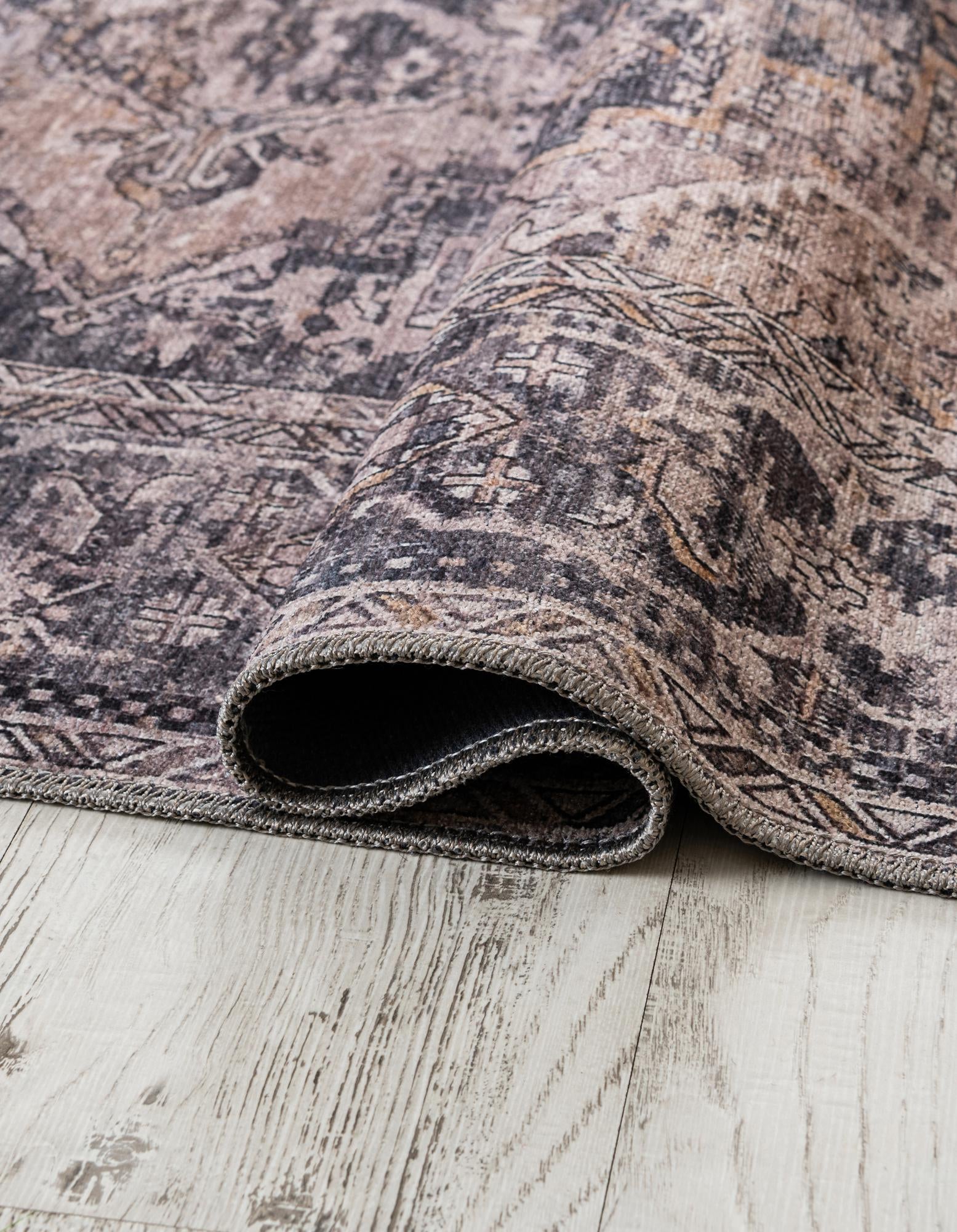 7' 10 x 7' 10 Yara Square Rug