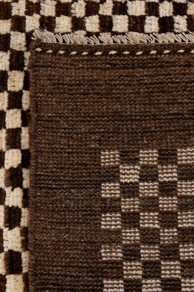 5' 6 x 7' 11 Hand Knotted Moroccan Wool Rug