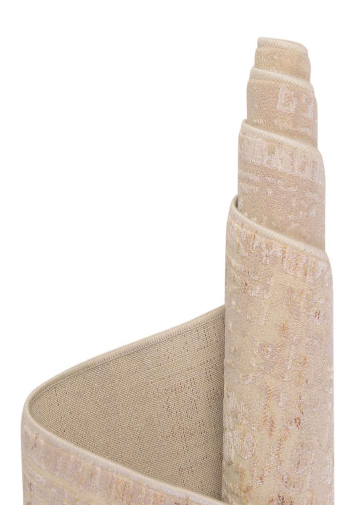 2' 6 x 12' Deepa Runner Rug