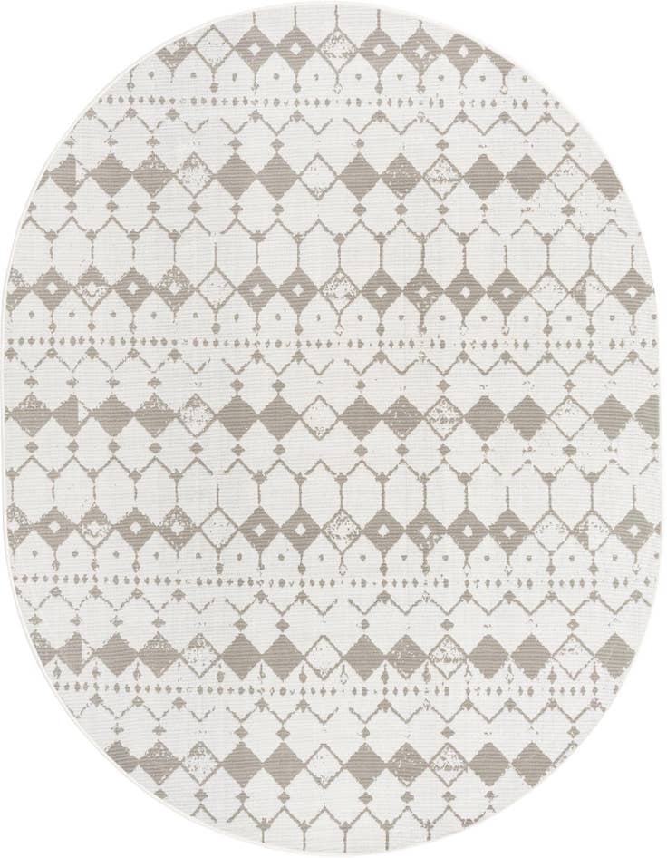 Detail image of 7' 10 x 10' Easy-Clean Lattice Indoor / Outdoor Oval Rug