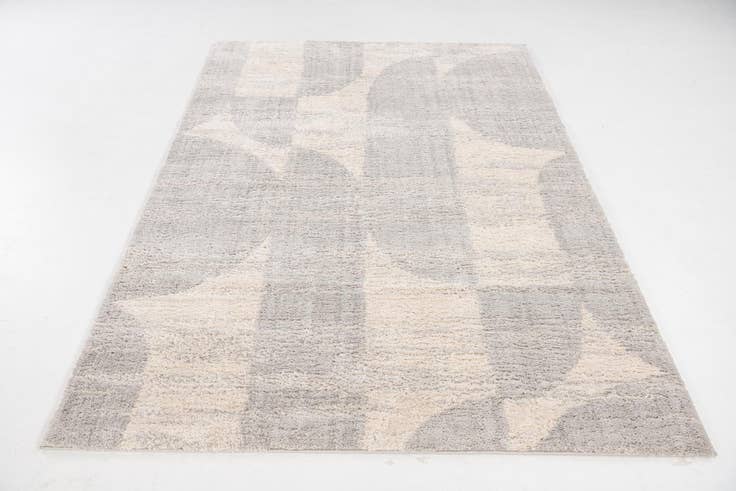 Detail image of 5' 3 x 7' 8 Caspian Rug