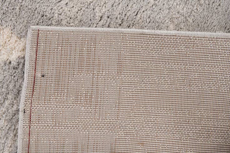 Detail image of 5' 3 x 7' 8 Caspian Rug