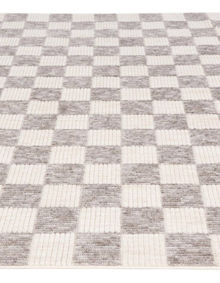 Detail image of 5' 3 x 7' 9 Cherokee Rug