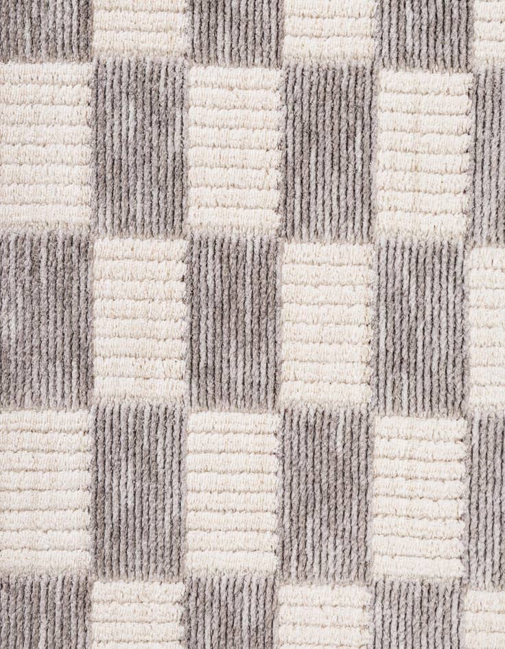 Detail image of 5' 3 x 7' 9 Cherokee Rug