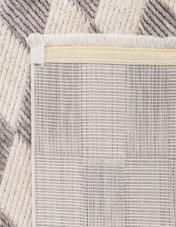 Detail image of 5' 3 x 7' 9 Cherokee Rug