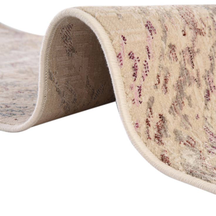 Detail image of 2' x 3' Deepa Rug