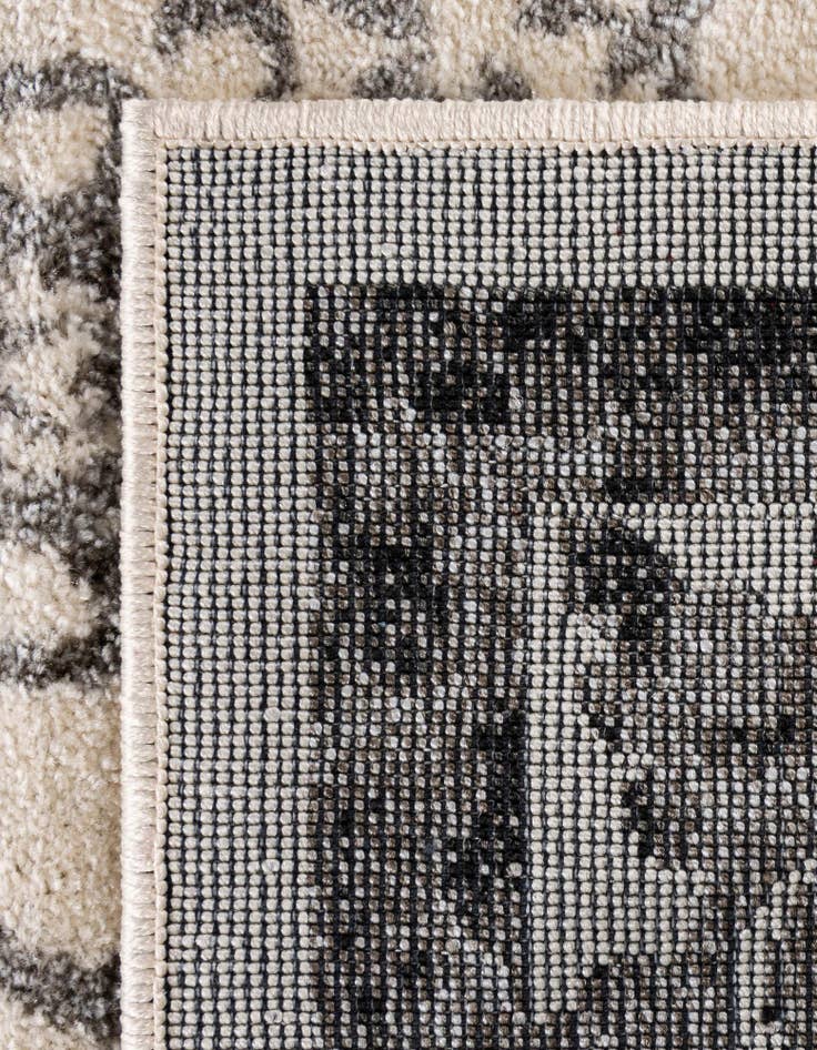 Detail image of 7' 10 x 11' Miranda Rug