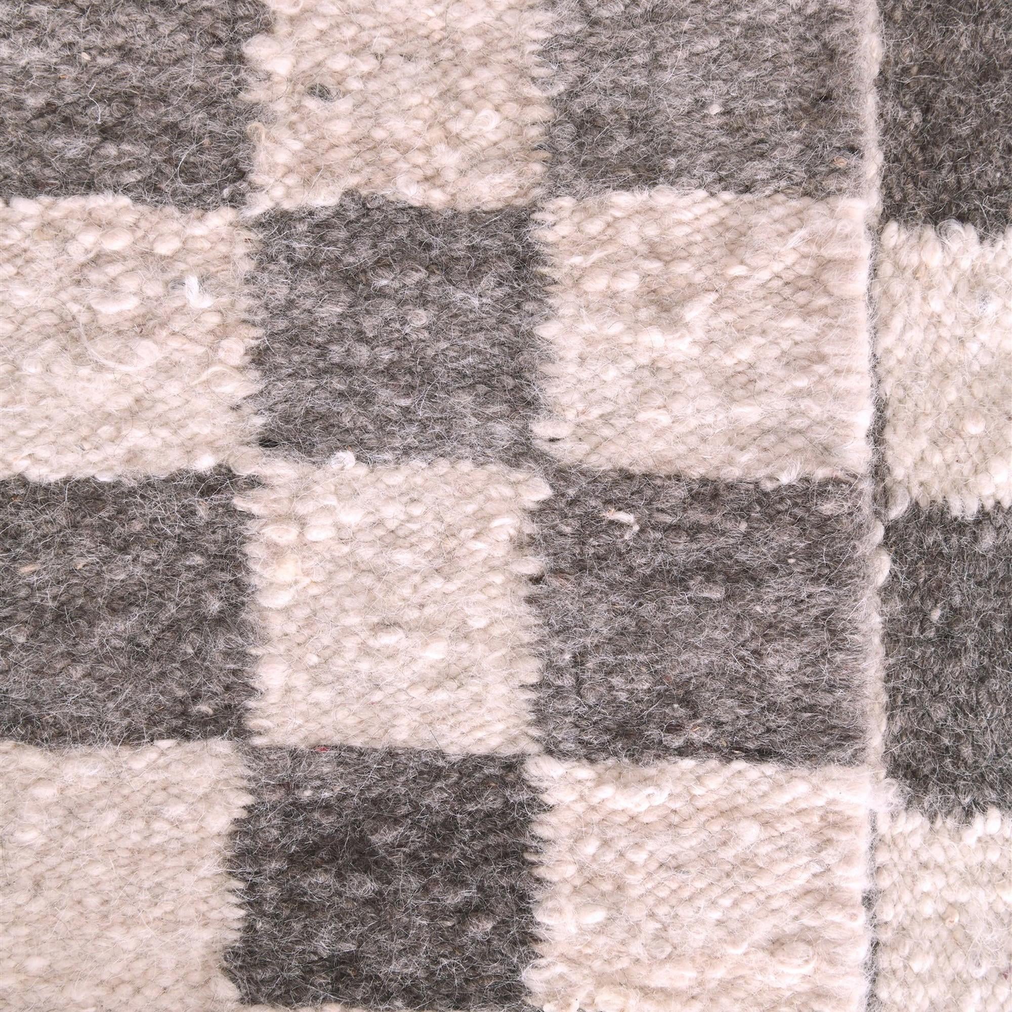 4' 2 x 6' Hand Knotted Moroccan Wool Rug