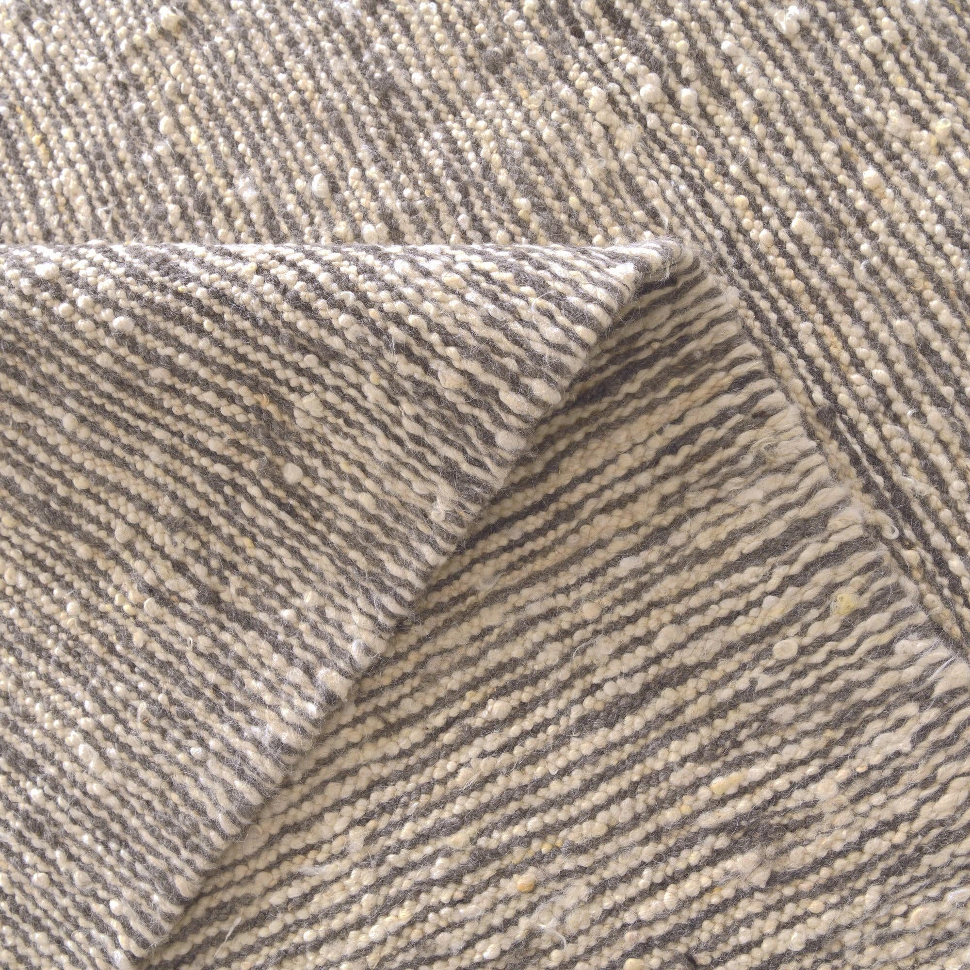 8' x 9' 10 Hand Knotted Moroccan Wool Rug
