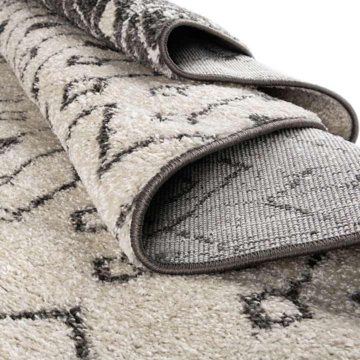 5' 3 x 8' Moroccan Trellis Rug