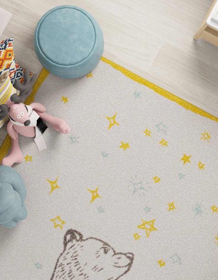 Detail image of 5' 3 x 8' Bear Whimsy Kids Rug
