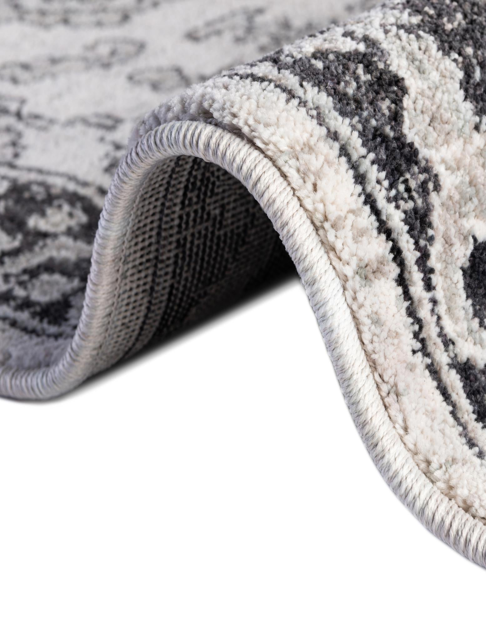 3' 3 x 3' 3 Eco Traditional Round Rug