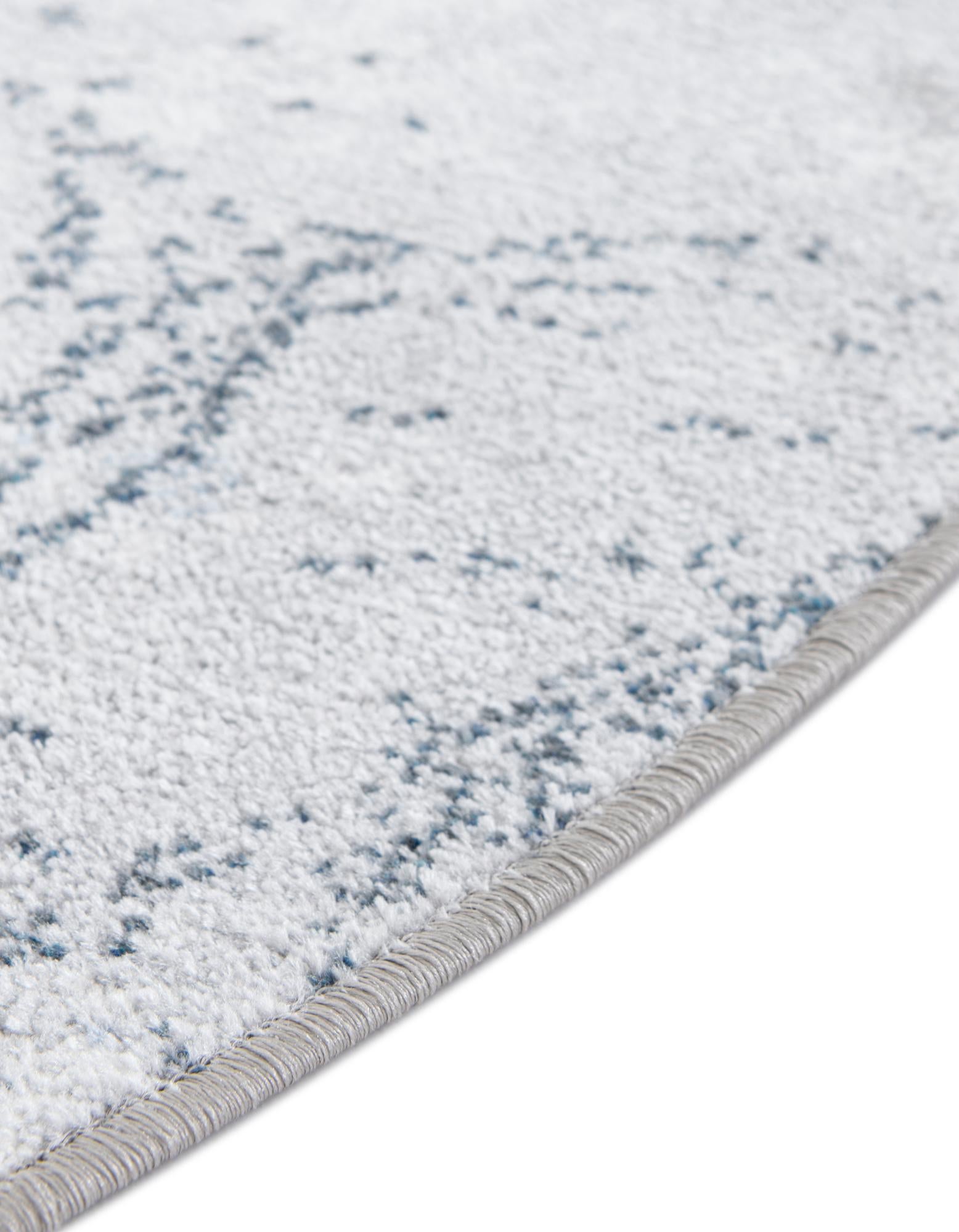 5' 3 x 5' 3 Kamala Washable Round Rug