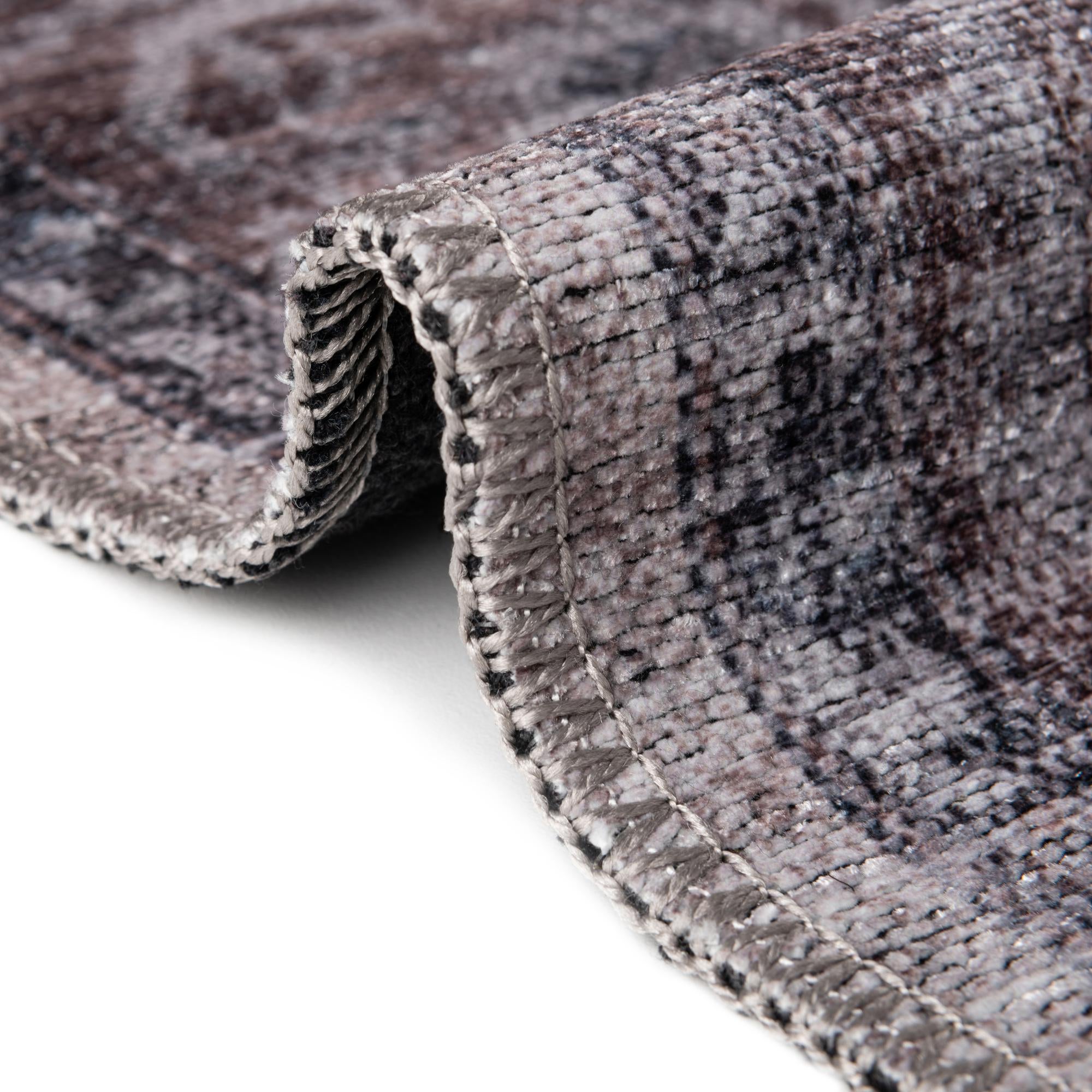 3' 3 x 3' 3 Washable Mangata Round Rug