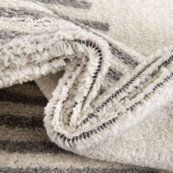 3' 3 x 14' Kai Runner Rug